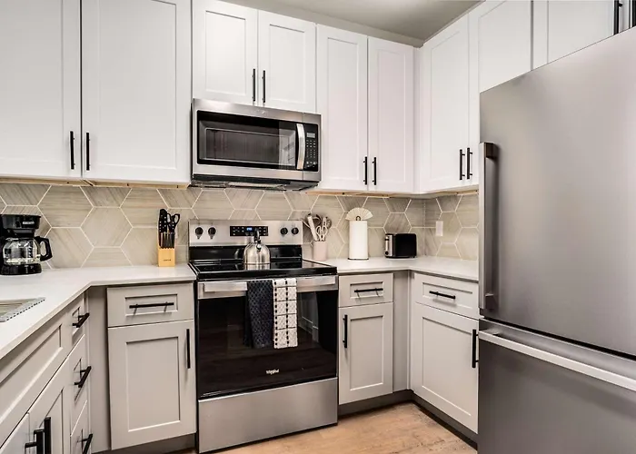 Boulevard 1br By Stadium Pool Parking Gym 09 Apartment Glendale
